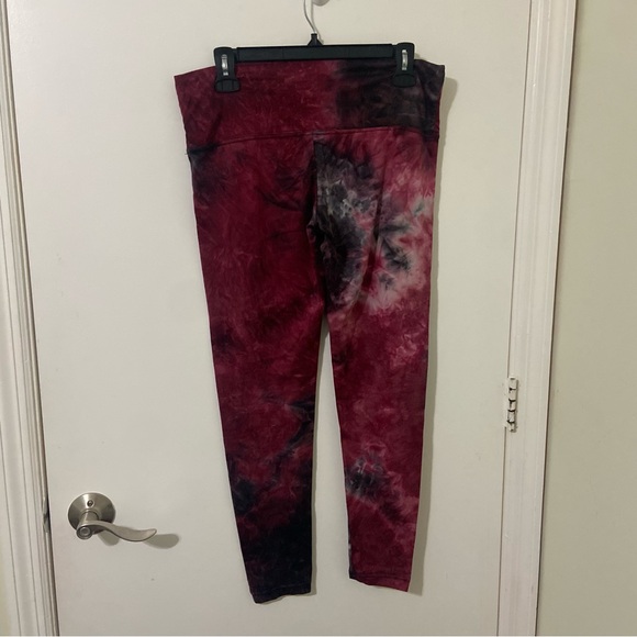 Sweet Girls Red and Black Tie-Dye Kids Skinny Leggings - Picture 3 of 3